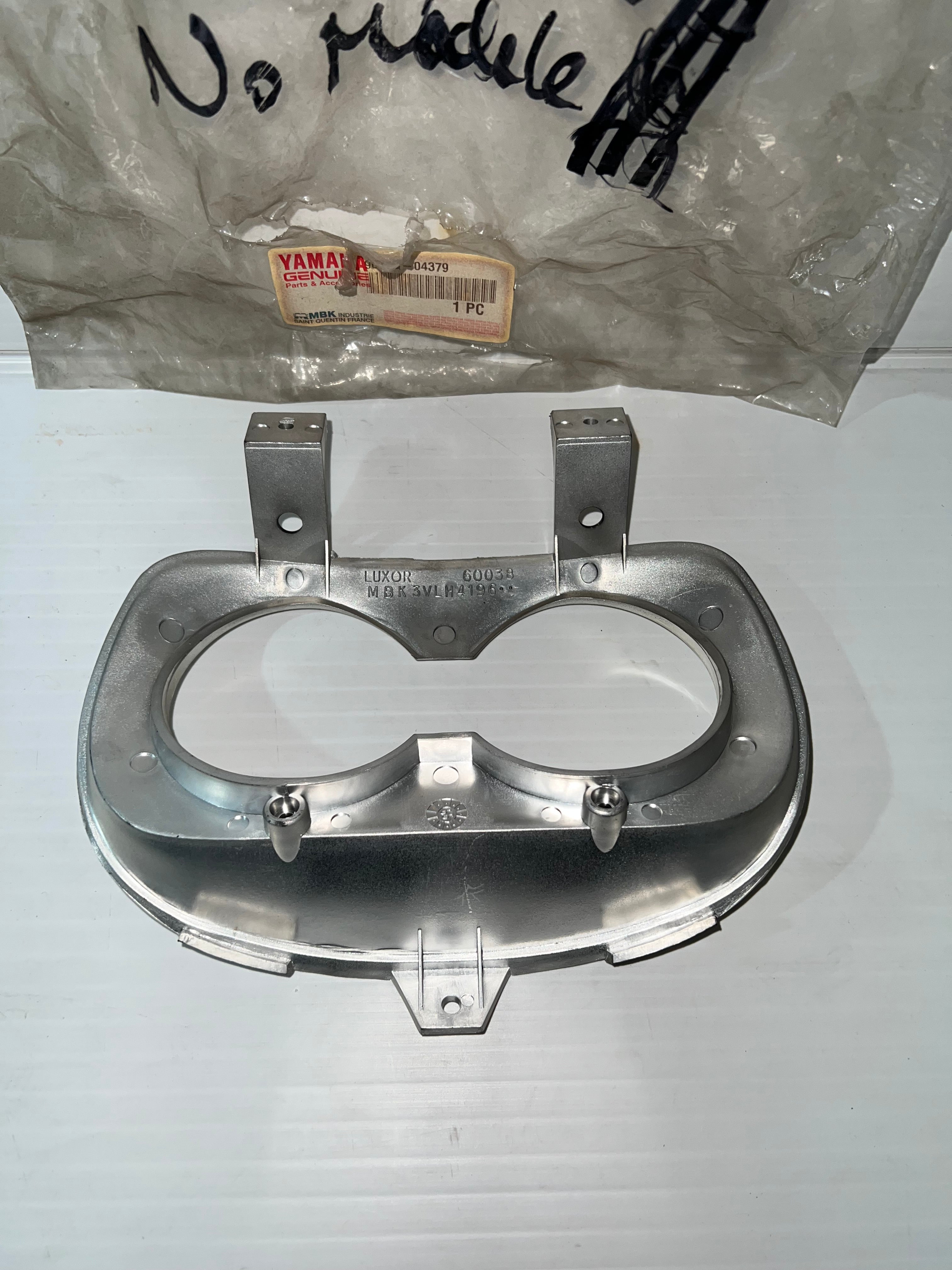 Entourage de phare d'origine chromé MBK Booster, YAMAHA Bw's 3VL