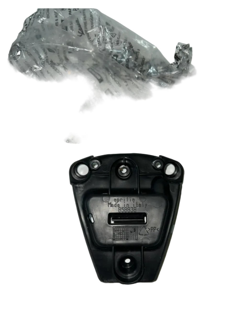 APRILIA RS4 50 2T 2011-2012          réf ZD4VX000
Base du couvre-selle